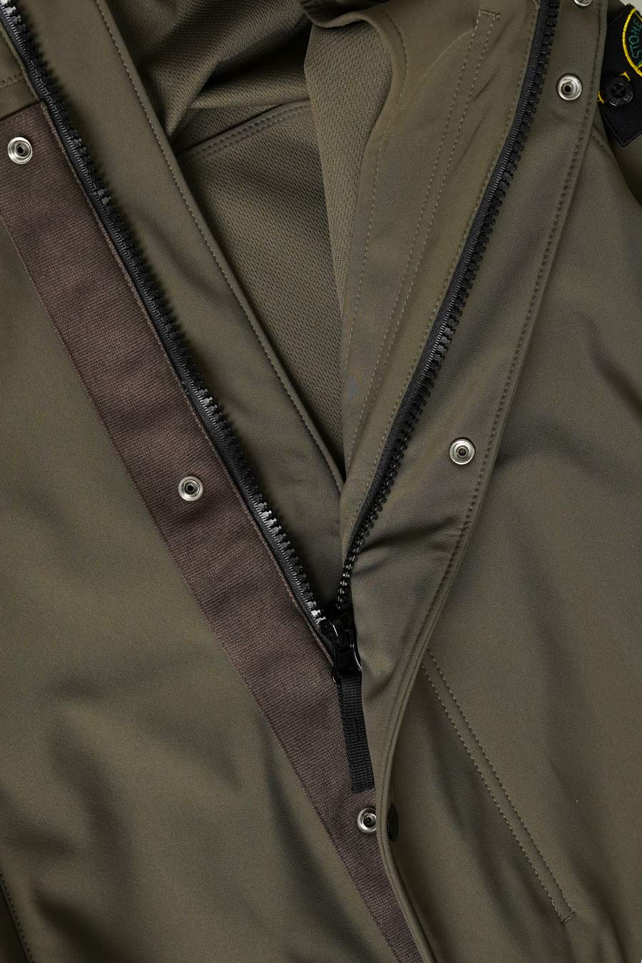VESTE LIGHT SOFT SHELL-R E.DYE TECHNOLOGY VERT MILITAIRE