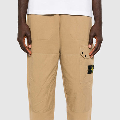 Pantalon de survêtement cargo à empiècements