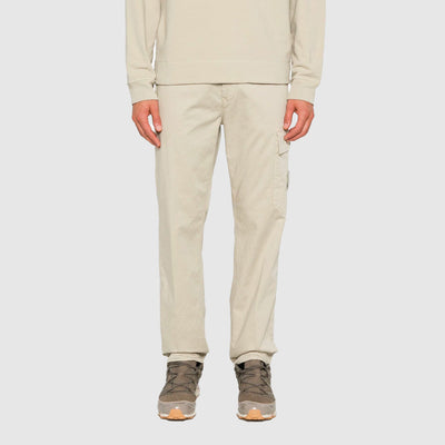 Pantalon chino à coupe droite