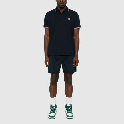 Polo à logo