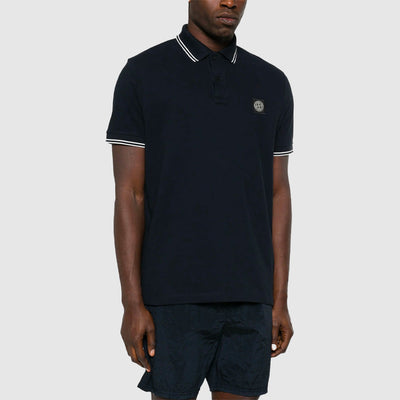 Polo à logo