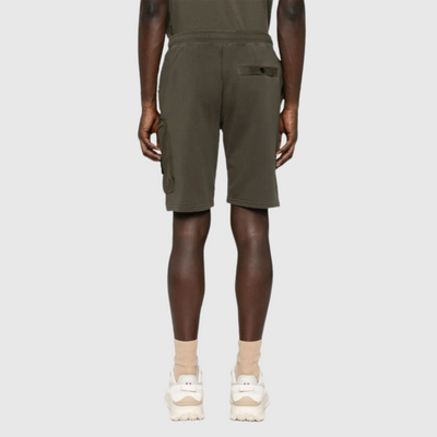 Short avec details coletés
