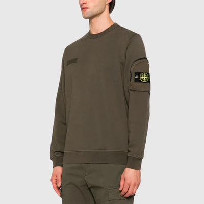 Sweatshirt à poche brodée